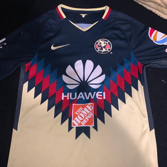 Club America 17/18 jersey - Picture 5 of 7